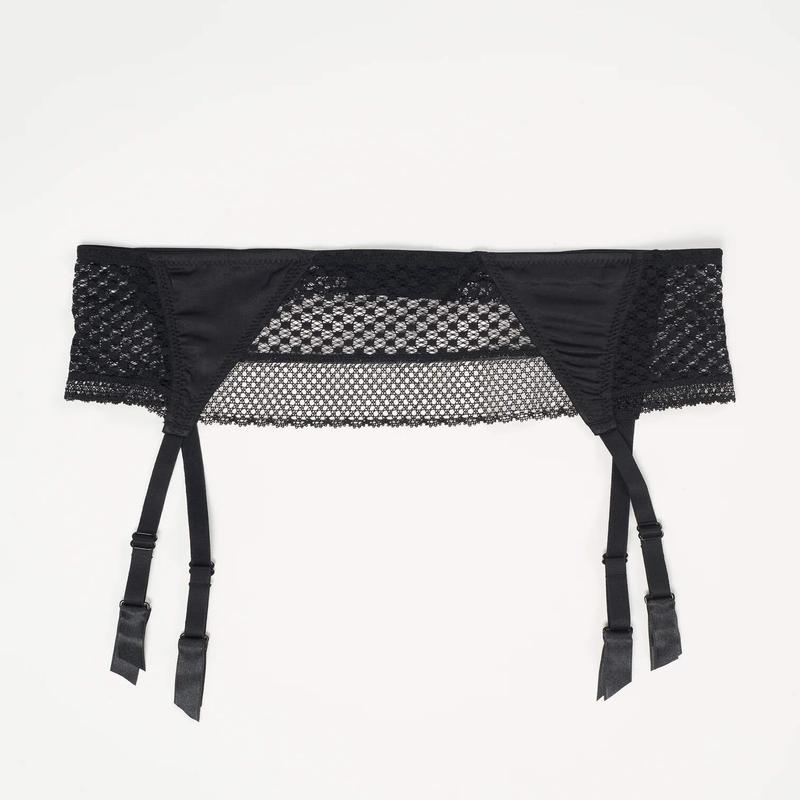 Bella Garter Belt in Black