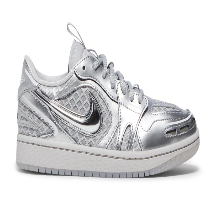 Air Jordan Women\'s Retro Low V3 Sneakers